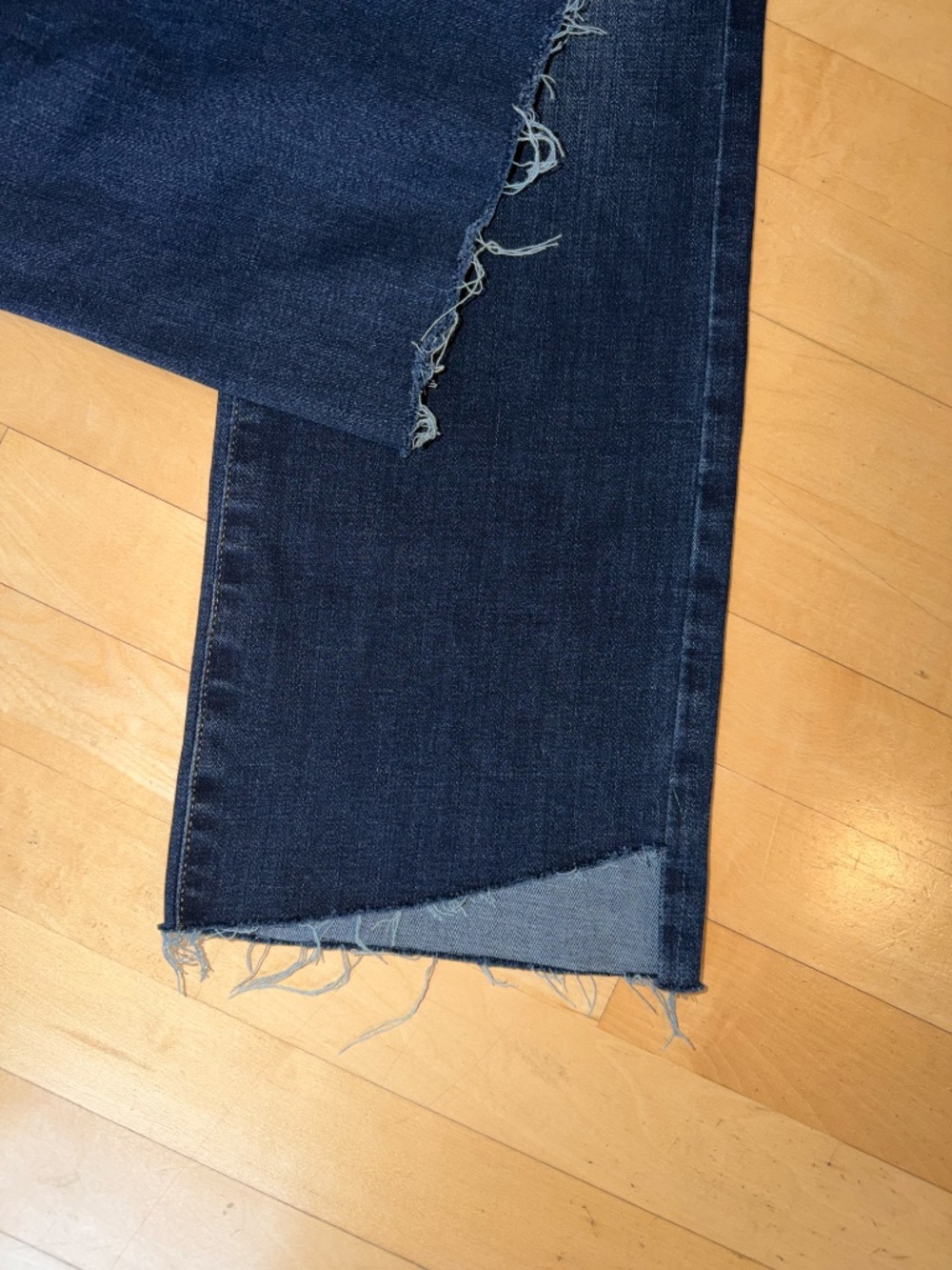 JAG Elouise Jean, 8 Cb2720 - Picture 6 of 6